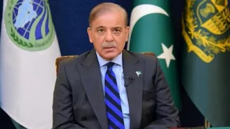 ببینید| نخست‌وزیر پاکستان توافق ایران و آمریکا را امضا کرد + عکس