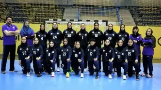صعود دختران هندبال ایران به نیمه نهایی قهرمانی آسیا
