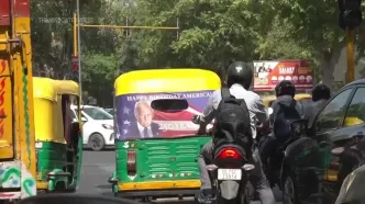 عکس ترامپ روی ریکشاهای دهلی خبرساز شد