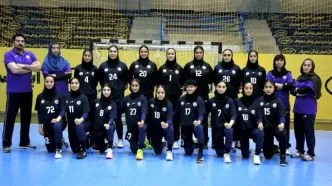 صعود دختران هندبال ایران به نیمه نهایی قهرمانی آسیا