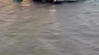 تسلا سایبرتراک غرق شد