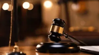 احضار ۱۳ مدیر شرکت‌های پتروشیمی به دلیل عدم رفع تعهدات ارزی