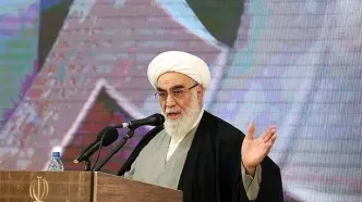 رئیس دفتر رهبر شهید انقلاب اسلامی: تمام وسایل زندگی شخصی رهبر شهید انقلاب به اندازه یک بار وانت بیشتر نمی‌شد