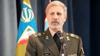 فرمانده کل ارتش: آماده‌تر از همیشه در برابر هرگونه تهدید و دشمنی می‌ایستیم