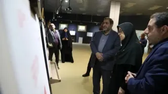 نمایشگاه «خلیج فارس؛ دریای دلیران» میزبان سخنگوی دولت شد
