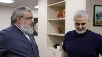 عکس دیده‌نشده از فرماندهان شهید سپاه در کنار شهید نصرالله