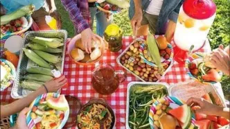با این ۵ ایده دورهمی‌های شاد و کم‌هزینه داشته باشید