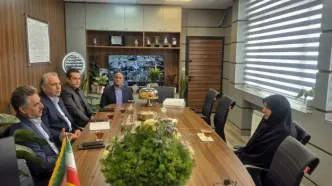 دیدار معاون شعب و توسعه بازار بانک سرمایه با مدیر آموزش و پرورش منطقه 8 تهران
