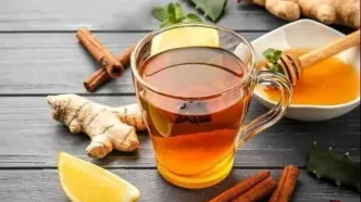 معجون‌های پاکسازی: آیا چای سبز و زنجبیل واقعاً سموم را از بدن دفع می‌کنند؟