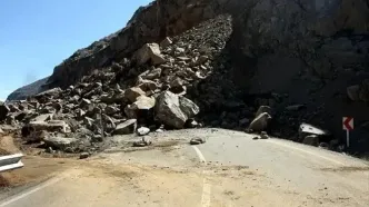 نجات قهرمانانه یک کارگر از زیر آوار ریزش کوه در مارگون