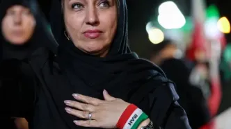 تصاویر؛ پهپاد صورتی و آبی در مرکز توجه میدان ولیعصر(عج)