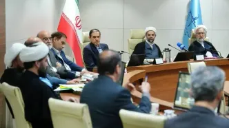 بخشی از گرانی‌ها به سوءاستفاده افراد خائن و مفسد بازمی‌گردد/ باید با اخلالگران نظام اقتصادی برخوردی قاطع و سنگین صورت گیرد