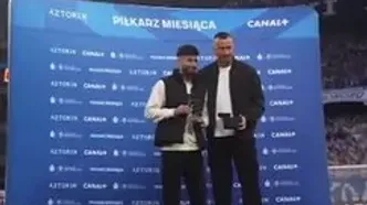 ویدئو: علی قلی زاده جایزه بهترین بازیکن ماه را دریافت کرد