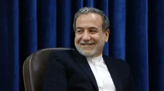 امتناع عراقچی از دست دادن به خانم وزیر خارجه ویتنام