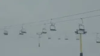 ویدئو؛ آخر اردیبهشت و برف در توچال!