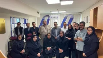 تقدیر مدیر امور روابط عمومی بانک ایران زمین از کارشناسان مرکز ارتباط با مشتریان