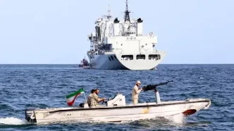 هشدار رادیویی ایران برای فاصله گرفتن از ناوهای آمریکا