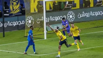 تساوی ۱-۱ النصر مقابل الهلال؛ با یک گل به خودی قهرمانی به تاخیر افتاد