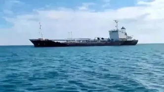 خبر فوری از نفتکش ربوده‌شده به سمت سومالی در حرکت است