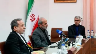 تصاویر؛ عراقچی، جبلی و بقائی دور یک میز