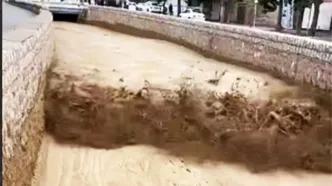 تصاویر نفس‌گیر از لحظه ورود سیلاب به مرند