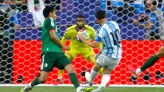 شلیک غیرقابل مهار لیونل مسی به دروازه الجزایر