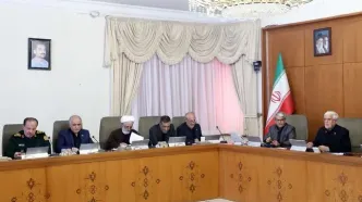عارف: مهمانان خارجی از جمعه برای حضور در مراسم تشییع رهبر شهید وارد ایران می‌شوند