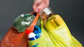 پلاستیک زیر آوار بحران