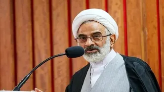 نماینده ولی‌فقیه در سپاه: به مذاکره کنندگان خود اعتماد داریم اما به دشمن بی‌اعتمادیم