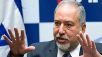 لیبرمن: نتانیاهو اسرائیل را به سوی جنگ داخلی می‌کشاند