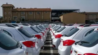 شکاف ۴۵ درصدی قیمت در بازار خودرو؛ ری را رکورددار اختلاف یک میلیارد و ۳۳۹ میلیون تومانی