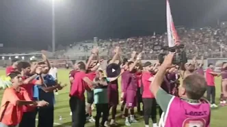 ویدیو| جشن صعود تیم نساجی مازندران به لیگ برتر فوتبال