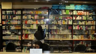 حلقه پنهان بحران دارو در ایران | کرمانپور: برای مردم بودن دارو از قیمت آن مهم‌تر است | وقتی پرداخت بیمه‌ها با تأخیر انجام شود، کل زنجیره تأمین دارو قفل می‌شود