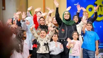 الیکا عبدالرزاقی: خجالتی هستم، اما با خنده یخ جمع را آب می‌کنم