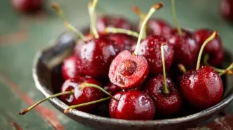 هرگز این میوه محبوب تابستانی را با معده خالی نخورید!