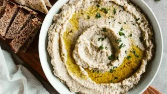 طرز تهیه دیپ بادمجان خامه‌ای؛ یک پیش‌غذای جذاب