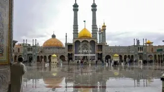 دفن امانتی پیکر رهبر شهید در حرم حضرت معصومه(س) صحت ندارد