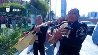 لحظات غیرمنتظره مقابل هتل تیم ملی ایران