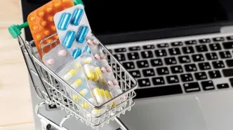 دارو را از سایت‌های اینترنتی نخرید؛ قاچاق محسوب می‌شود