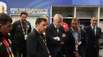اینفانتینو پس از بازی ایران نیوزیلند به دیدار ملی‌پوشان رفت / قلعه نویی اعتراض کرد: در شرایط بد و در بی عدالتی به اینجا رسیدیم