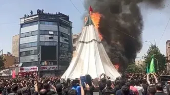 برگزاری آیین سنتی خیمه‌سوزان ظهر عاشورا در چهارراه گلوبندک تهران/ ویدئو