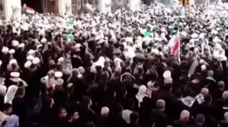 اقامه نماز بر پیکر رهبر شهید در نجف