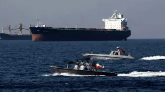 مسیر جنوبی تنگه هرمز بسته شد