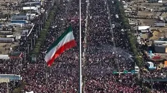 آمار روزنامه اعتماد از تعداد شرکت‌کنندگان در مراسم تشییع رهبر شهید / «چشم جهان خیره شد»