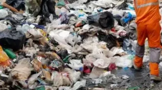 خروج ۶۰ تن زباله از یک خانه در بجنورد!
