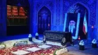رونمایی از نماد مزار مطهر رهبر شهید انقلاب در میدان آزادی