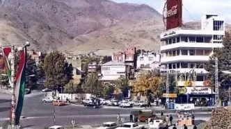 سفر به تهران قدیم؛ نمایی از سرپل تجریش در یک روز برفی؛ سال 1363