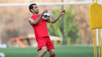 وحید امیری با تمام وجود علی پروین را دنبال می‌کند!