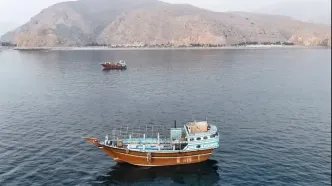 نیروی دریایی سپاه: اخطار می‌دهیم که از مسیرهای جایگزین تنگه هرمز استفاده نکنید