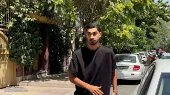ویدیو| خرید جدید پرسپولیس وارد ساختمان باشگاه شد